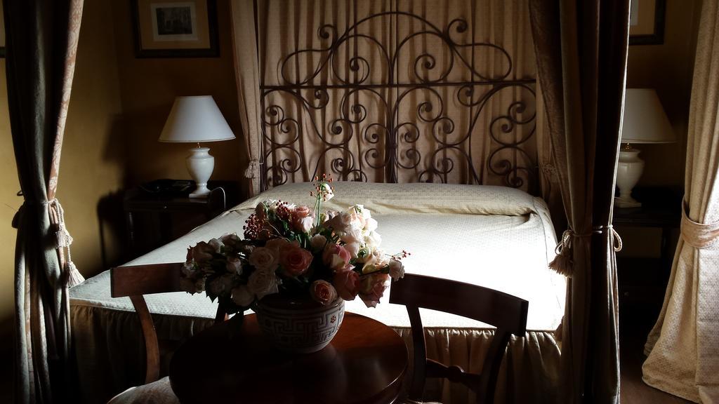 Hotel Torre Di San Martino Gazzola Di Rivalta Eksteriør billede