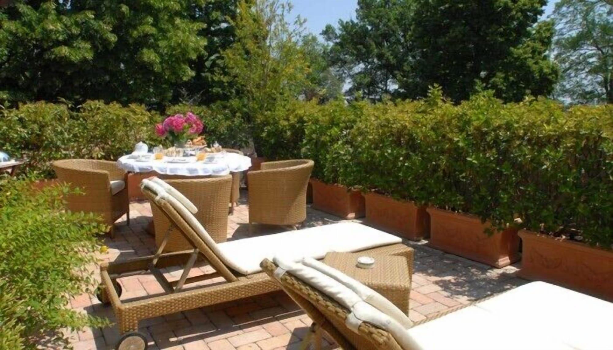 Hotel Torre Di San Martino Gazzola Di Rivalta Eksteriør billede