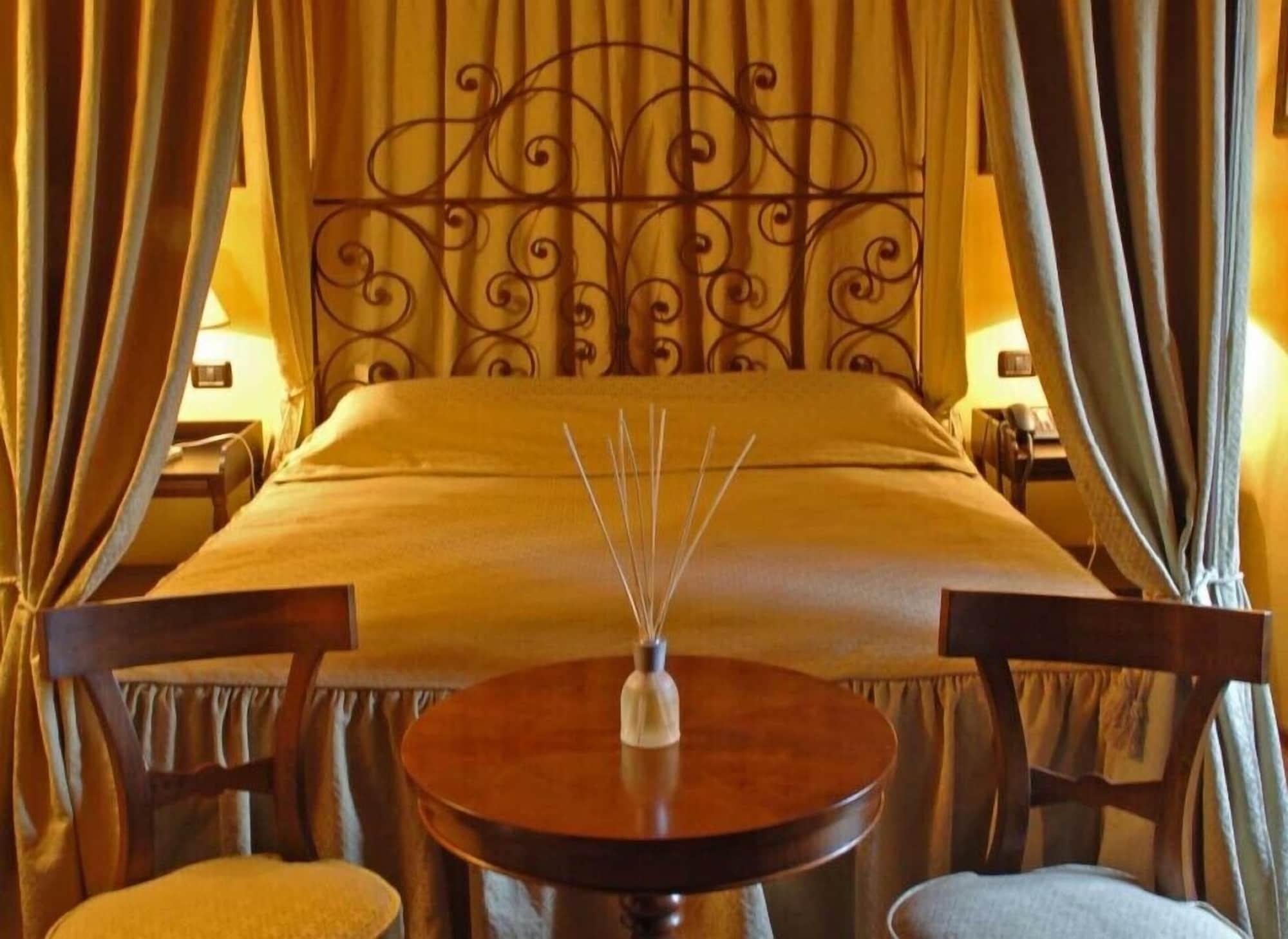 Hotel Torre Di San Martino Gazzola Di Rivalta Eksteriør billede
